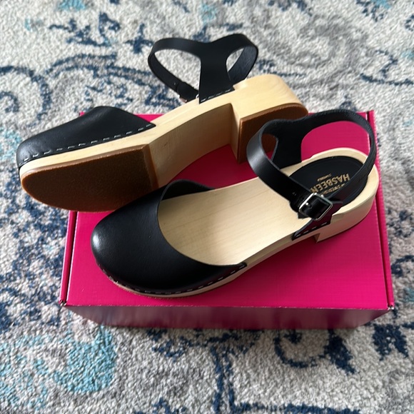 New Covered Swedish Hasbeens - Picture 6 of 13